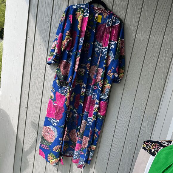 Vintage Lightweight Cotton Robe – Bold Floral Print, Belted Kimono Style - Picture 1 of 10